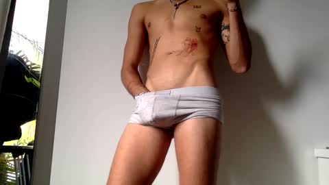 Snapshot of henrycase69 chatting on 01-30-25, 03:51 henrycase69 online show from 01-30-25, 03:51