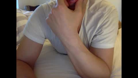 Snapshot of henryhipster chatting on 01-16-26, 02:43 Henryhipster sub spank useme new Europe Twink kiss first fit kinky naughty online show from 01-16-26, 02:43