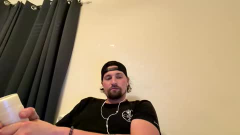 Snapshot of henryjackk chatting on 03-26-26, 10:37 HenryJackk online show from 03-26-26, 10:37