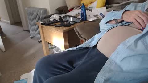 Snapshot of henryjxxx chatting on 04-26-26, 04:37 henryjxxx online show from 04-26-26, 04:37