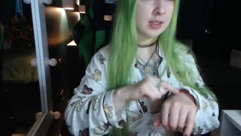 Snapshot of hentaishiing chatting on 01-26-25, 12:22 Hentaishiing online show from 01-26-25, 12:22