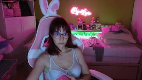 HeraLuna  online show from 07-16-26, 08:37
