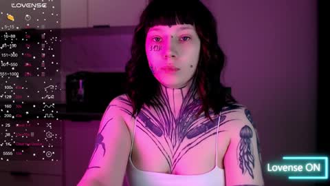 Snapshot of herbal_helpmepls chatting on 01-10-25, 05:47 dirty Diana online show from 01-10-25, 05:47