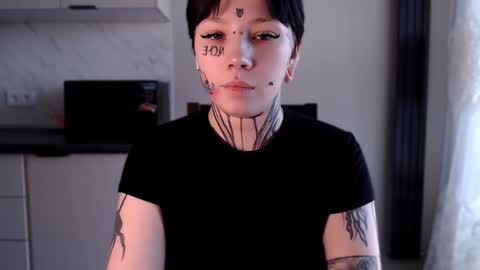 Snapshot of herbal_helpmepls chatting on 01-17-25, 11:59 dirty Diana online show from 01-17-25, 11:59