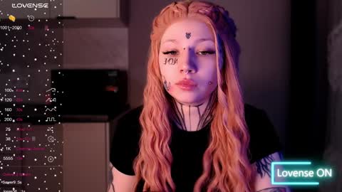 Snapshot of herbal_helpmepls chatting on 01-18-25, 12:57 dirty Diana online show from 01-18-25, 12:57