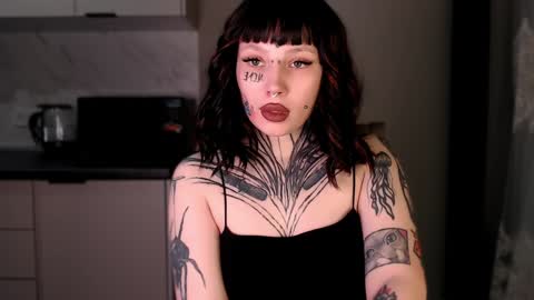 Snapshot of herbal_helpmepls chatting on 01-20-25, 05:16 dirty Diana online show from 01-20-25, 05:16