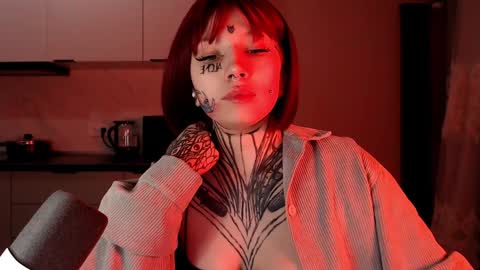 Snapshot of herbal_helpmepls chatting on 02-08-25, 07:38 dirty Diana online show from 02-08-25, 07:38