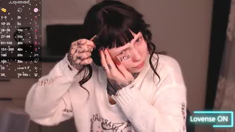 Snapshot of herbal_helpmepls chatting on 03-10-25, 08:34 dirty Diana online show from 03-10-25, 08:34