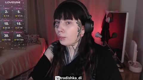 Snapshot of herbal_helpmepls chatting on 11-17-25, 05:13 dirty Diana online show from 11-17-25, 05:13