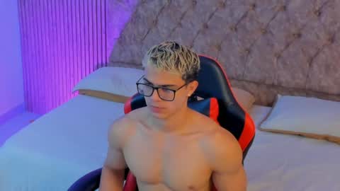 Snapshot of hercules_12345 chatting on 06-16-26, 08:17 Hercules online show from 06-16-26, 08:17