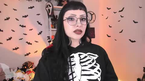 Snapshot of herinfernalmajesty chatting on 02-23-26, 12:09 Marie online show from 02-23-26, 12:09