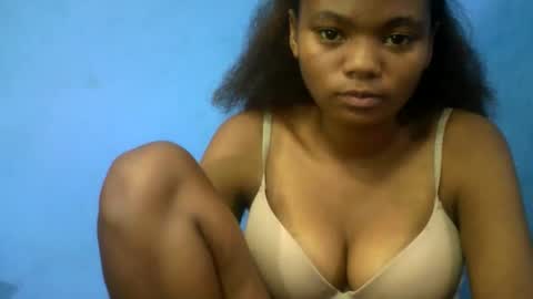 herisse01 online show from 04-21-26, 01:42