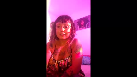 hermaioni77 online show from 05-11-26, 04:40