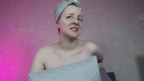 Hesssa Prime time  The broadcasts start at 3am and 3 pm London time  online show from 11-09-25, 03:10