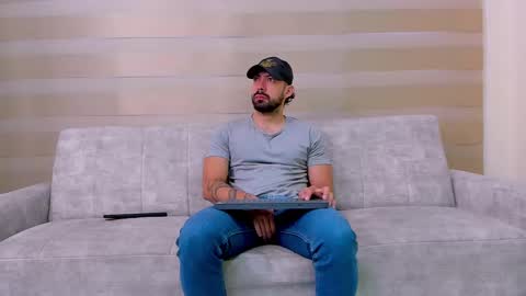 heteros men online show from 03-01-25, 01:29