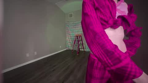 Snapshot of hexivu chatting on 12-23-24, 07:38 salem online show from 12-23-24, 07:38