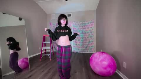 Snapshot of hexivu chatting on 02-01-25, 06:00 salem online show from 02-01-25, 06:00