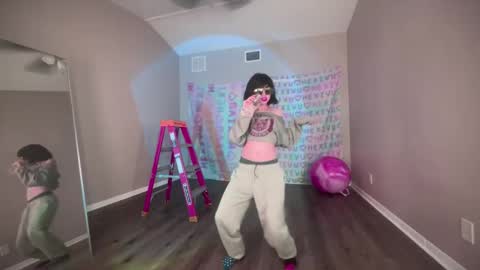 Snapshot of hexivu chatting on 02-10-25, 05:03 salem online show from 02-10-25, 05:03