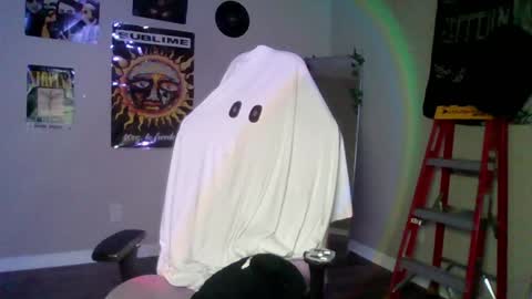 Snapshot of hexivu chatting on 12-14-25, 05:35 salem online show from 12-14-25, 05:35