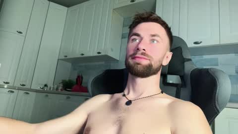 Arnold online show from 11-16-25, 09:20