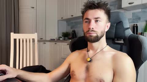 Arnold online show from 12-04-25, 09:12