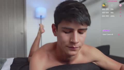 Snapshot of hey_cesard chatting on 11-08-25, 05:34 hey_cesard online show from 11-08-25, 05:34