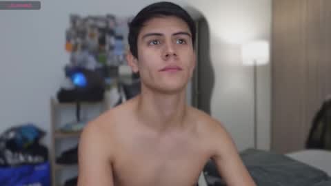 Snapshot of hey_cesard chatting on 12-03-25, 04:05 hey_cesard online show from 12-03-25, 04:05