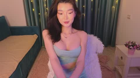 Snapshot of hey_herbal chatting on 01-31-25, 03:22 Audrey online show from 01-31-25, 03:22