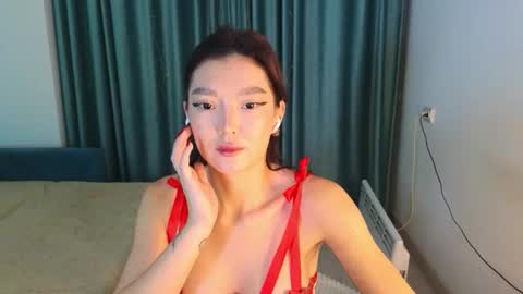 Snapshot of hey_herbal chatting on 09-21-25, 02:40 Audrey online show from 09-21-25, 02:40