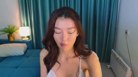 Snapshot of hey_herbal chatting on 10-30-25, 03:02 Audrey online show from 10-30-25, 03:02