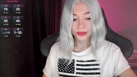  Nora  online show from 04-17-26, 04:59