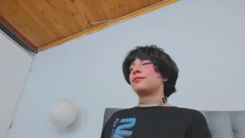 Noraly  online show from 02-10-25, 10:53