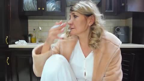 Heyheygrey online show from 02-13-25, 10:12