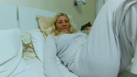 Heyheygrey online show from 11-13-25, 08:19