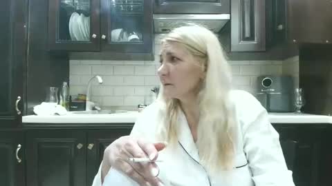 Snapshot of heyheygrey chatting on 05-13-26, 03:09 Heyheygrey online show from 05-13-26, 03:09