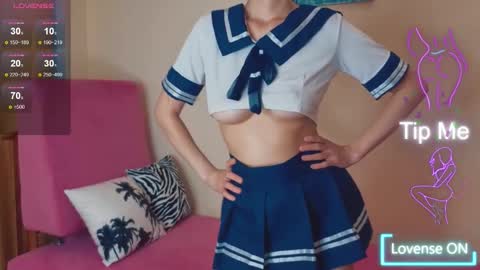 Naomi online show from 11-27-25, 05:20