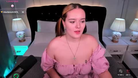 Amazing Mary  online show from 09-25-25, 07:56