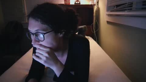 Ada Sophie online show from 12-29-24, 07:50