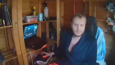 Snapshot of hharveyden chatting on 02-26-26, 09:41 H Dawg online show from 02-26-26, 09:41