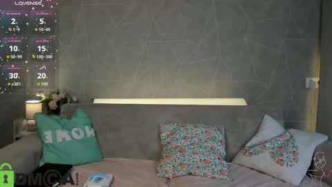 Karu online show from 11-26-25, 02:23