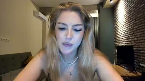 Hi lina online show from 06-20-26, 02:36