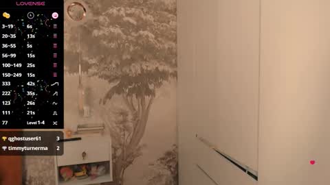 Snapshot of hiaru_cutie chatting on 10-10-25, 05:28 Hiaru online show from 10-10-25, 05:28