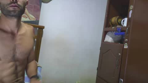 hideonbush online show from 10-09-25, 12:14