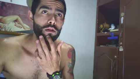 hideonbush online show from 10-23-25, 01:49