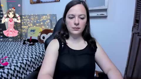 Snapshot of hidianapaola chatting on 10-31-25, 06:09 Diana online show from 10-31-25, 06:09