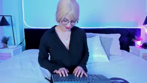Snapshot of hidori_rem chatting on 07-10-26, 07:49 hidori_rem online show from 07-10-26, 07:49