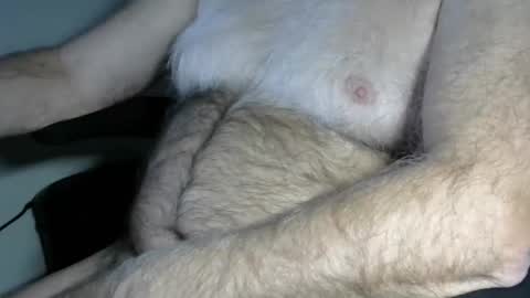 Snapshot of higgins11 chatting on 01-13-26, 01:00 higgins11 online show from 01-13-26, 01:00