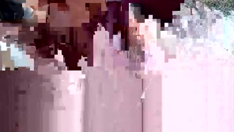 Snapshot of highhellrazor69 chatting on 01-11-26, 04:01 Hugh hell online show from 01-11-26, 04:01