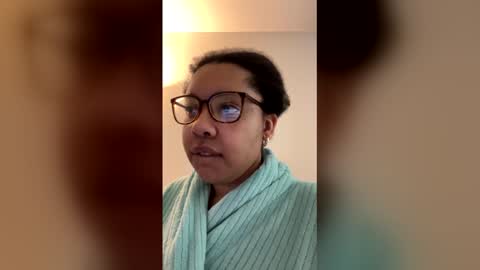 Juana B. Bread online show from 04-25-26, 05:32