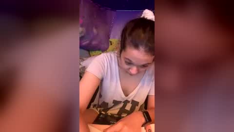 Snapshot of highnesscanna chatting on 06-17-26, 04:48 HiGHNESS CANNA online show from 06-17-26, 04:48